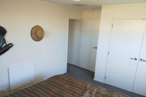 Photo of property in 96 Hillcrest Drive, Kelvin Grove, Palmerston North, 4414