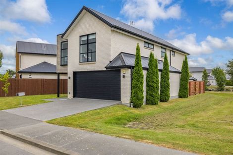 Photo of property in 21 Albert Sheppard Close, Yaldhurst, Christchurch, 8042