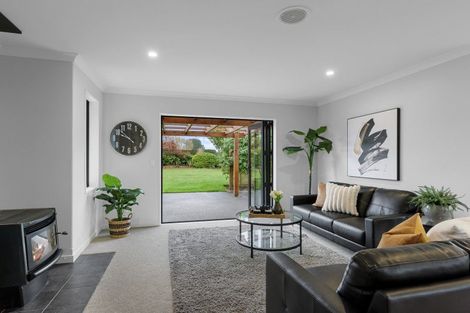 Photo of property in 1/736 Sandy Knolls Road, West Melton, Christchurch, 7675