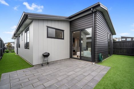 Photo of property in 12 Huriana Crescent, Te Puke, 3119