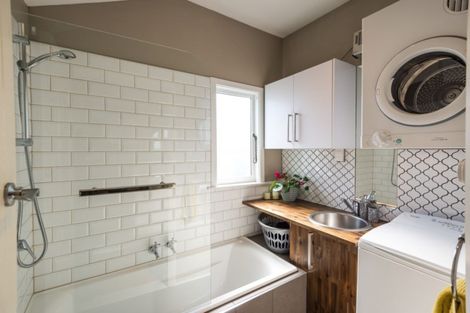 Photo of property in 35 North Parade, Richmond, Christchurch, 8013