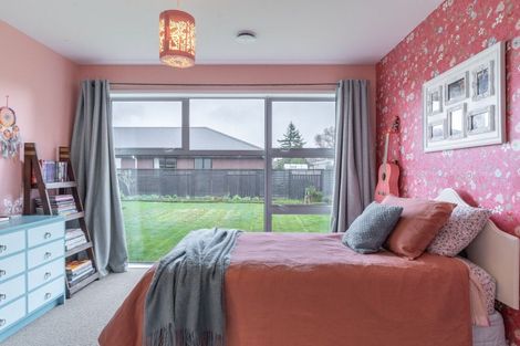 Photo of property in 9e Union Street, Winton, 9720