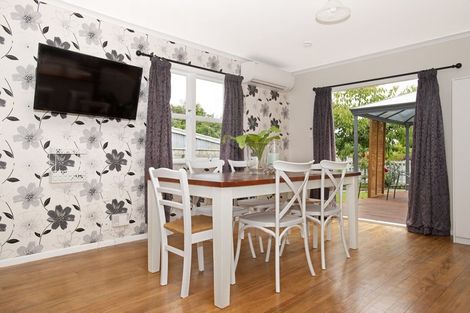 Photo of property in 13 Cochrane Street, Elgin, Gisborne, 4010