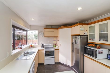 Photo of property in 25 Follett Street, Marton, 4710