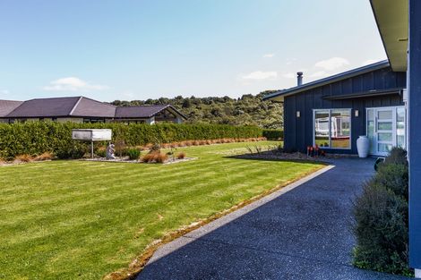 Photo of property in 31 Pukeko Way, Kinloch, Taupo, 3377