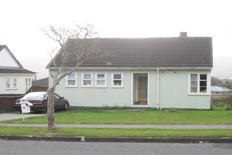 Photo of property in 32 Cleland Crescent, Naenae, Lower Hutt, 5011