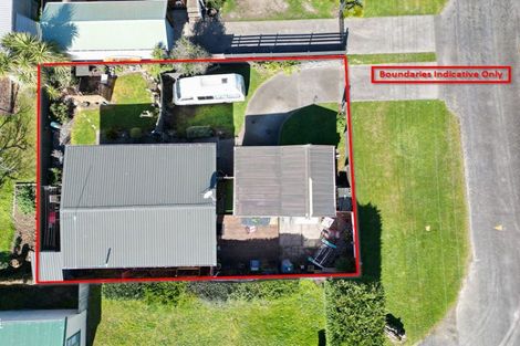 Photo of property in 15 Te Awa Street, Foxton Beach, Foxton, 4815