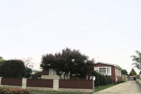 Photo of property in 15a Howard Road, Taradale, Napier, 4112