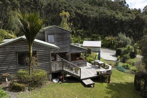 Photo of property in 73 Campbell Road, Totara North, Kaeo, 0479