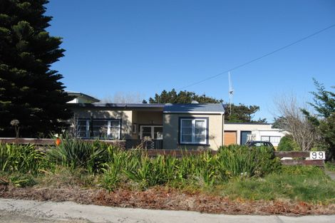 Photo of property in 99 Koputara Road, Himatangi Beach, Foxton, 4891