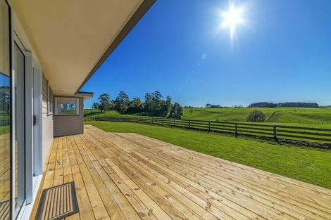 Photo of property in 218 Taipo Road, Rongotea, Palmerston North, 4476