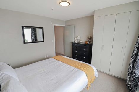 Photo of property in The Capital, 18/370 Oriental Parade, Oriental Bay, Wellington, 6011