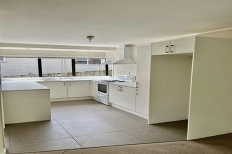 Photo of property in 242a East Coast Road, Forrest Hill, Auckland, 0620