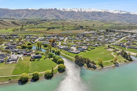 Photo of property in 9 Quartz Lane, Mount Pisa, Cromwell, 9383