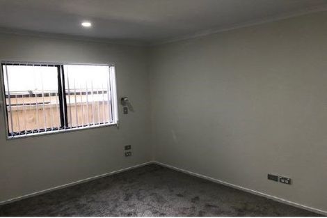 Photo of property in 33 Koroheke Road, Takanini, 2110