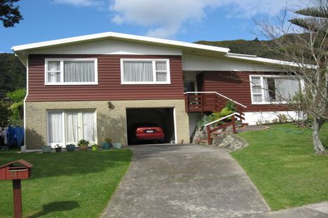 Photo of property in 11 Cleary Street, Waterloo, Lower Hutt, 5011