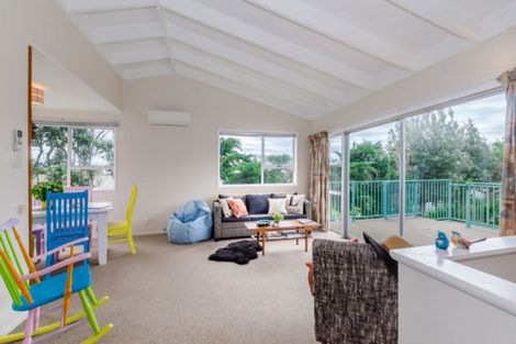 Photo of property in 10 Konini Crescent, Waikanae Beach, Waikanae, 5036