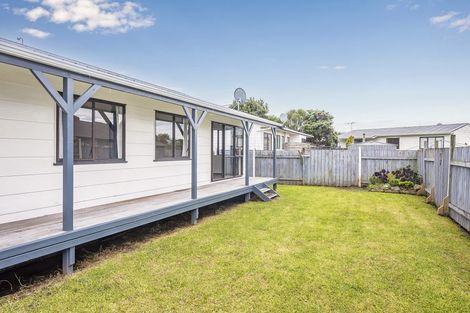 Photo of property in 2 Spackman Crescent, Paraparaumu, 5032