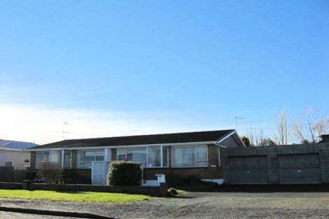 Photo of property in 23c Durham Street, Winton, 9720