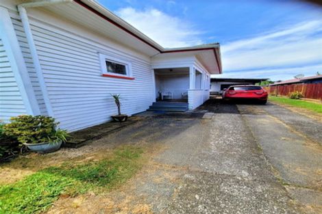 Photo of property in 31 Driver Road, Mangere East, Auckland, 2024