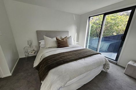 Photo of property in 16 Ara Toutouwai, Karori, Wellington, 6012