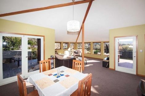 Photo of property in 8 Otonga Way, Churton Park, Wellington, 6037