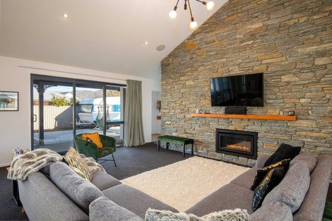 Photo of property in 12 Annan Street, Clyde, 9330