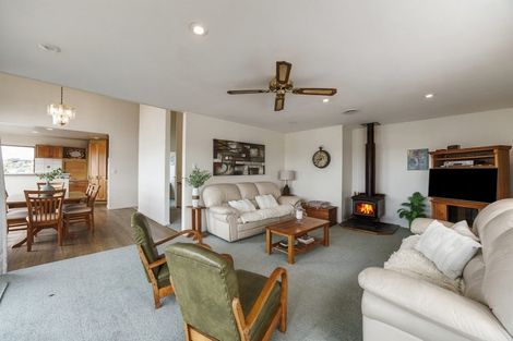 Photo of property in 27 Kawau View Road, Snells Beach, 0920