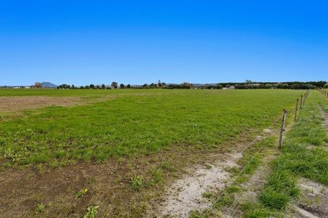 Photo of property in 31 Coast Lane, Thornton, 3194
