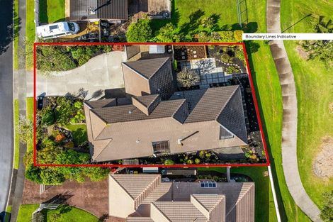 Photo of property in 22 Settlers Grove, Orewa, 0931