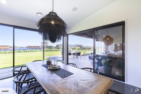 Photo of property in 15 Kotuku Road, Waiuku, 2682