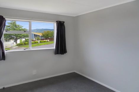 Photo of property in 118 Norana Road, Timberlea, Upper Hutt, 5018