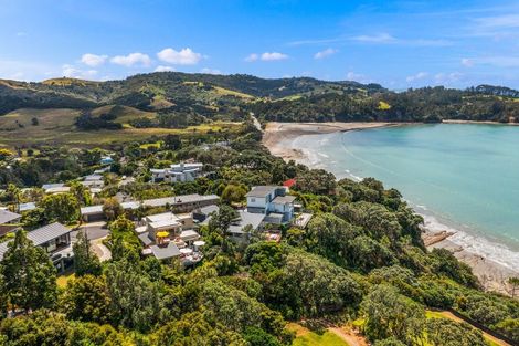 Photo of property in 17 Sykes Avenue, Hatfields Beach, Orewa, 0931