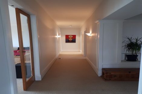 Photo of property in 10 Seacliffe Avenue, Belmont, Auckland, 0622