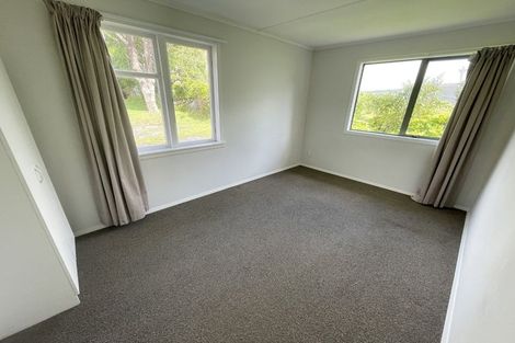 Photo of property in 130 Champion Street, Cannons Creek, Porirua, 5024