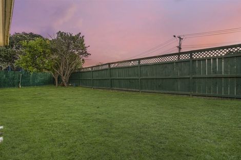 Photo of property in 7 Peng Place, Mangere Bridge, Auckland, 2022
