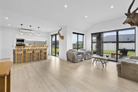 Photo of property in 51 Baxter Michael Crescent, Cambridge, 3434