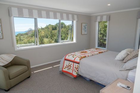 Photo of property in 116 Stratford Drive, Cable Bay, 0420
