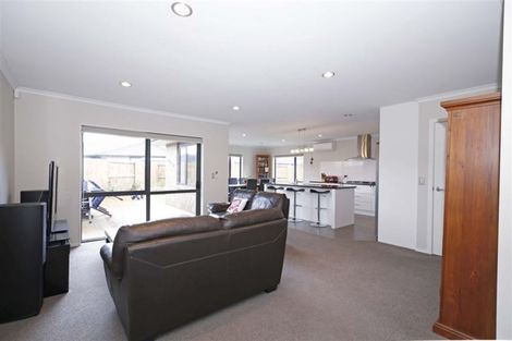 Photo of property in 10 Cole Thomas Place, Huntington, Hamilton, 3210