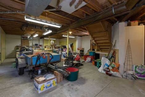 Photo of property in 27 Acacia Crescent, Glenview, Hamilton, 3206