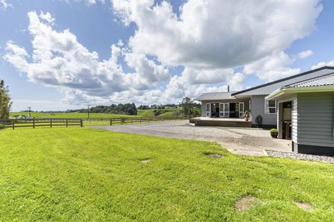 Photo of property in 100 Hurford Road, Hurford, New Plymouth, 4374