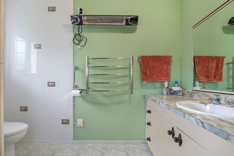 Photo of property in 18b Gillam Crescent, Springfield, Rotorua, 3015