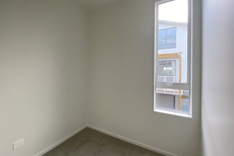 Photo of property in 9/2 Moor Avenue, Te Atatu Peninsula, Auckland, 0610