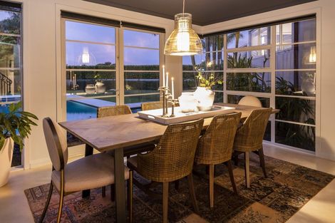 Photo of property in 42 Manor Park, Sunnyhills, Auckland, 2010