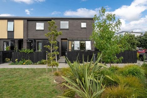Photo of property in 68 Glidepath Road, Hobsonville, Auckland, 0616