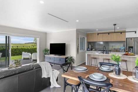 Photo of property in 31 Aratapu Street, Waitara, 4320