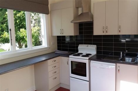 Photo of property in 3 Alameda Terrace, Aro Valley, Wellington, 6021