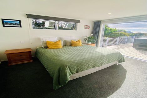 Photo of property in 16 Seaview Road, Ruakaka, 0116