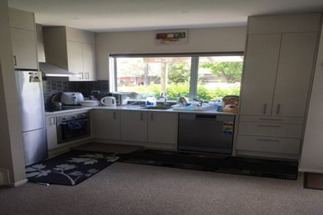 Photo of property in 28/11 Ray Small Drive, Papakura, 2110
