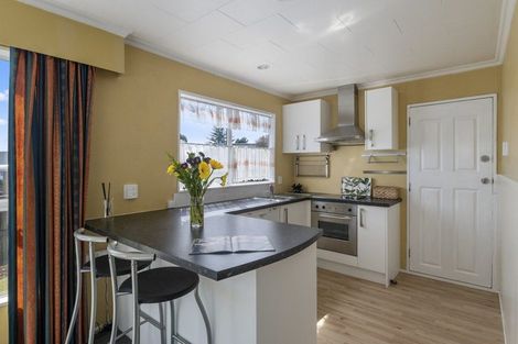 Photo of property in 8 Campion Road, Waikanae Beach, Waikanae, 5036